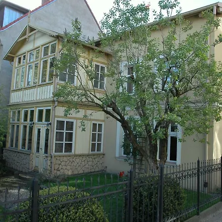 Z Zolta Weranda Holiday home